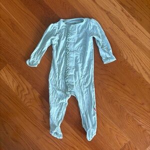 🏷️ 4 for $30 🏷️ Magnetic Me Footie Pajamas with Ruffle